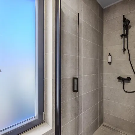 Querchus 7 With Private Pool Apartment *